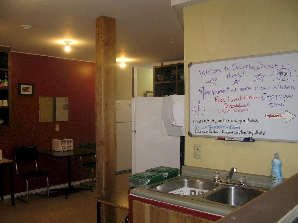 Brackley Beach Hostel ภายนอก รูปภาพ